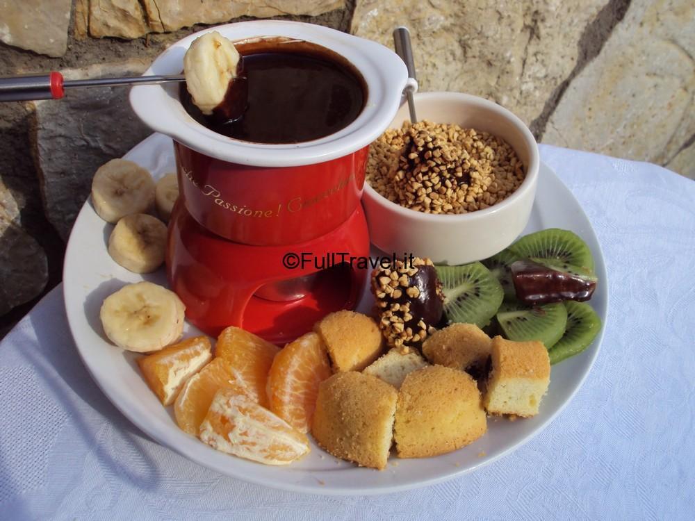 Banana in fonduta