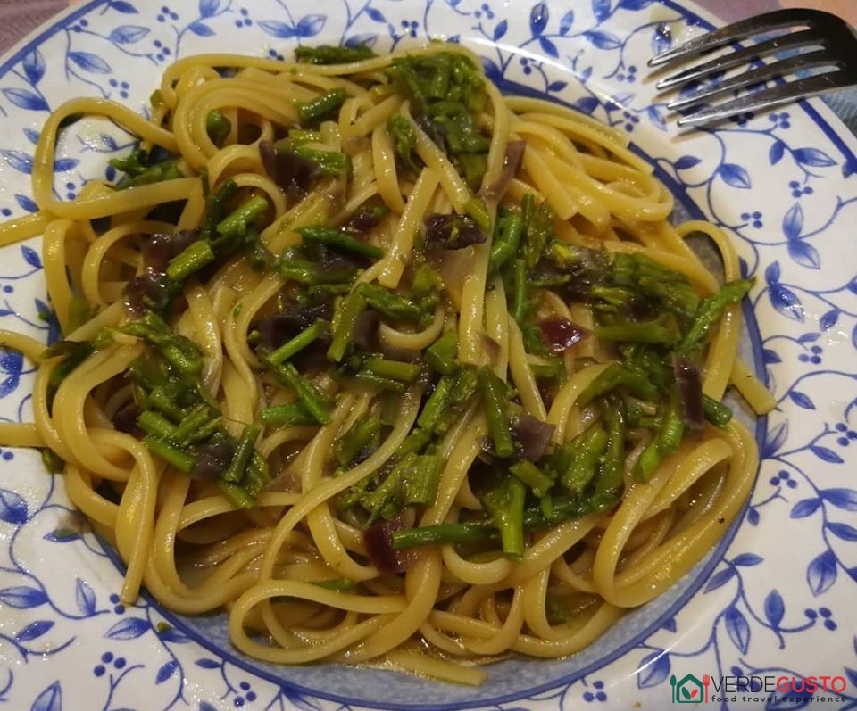 Bavette agli asparagi selvatici -©Foto Anna Bruno/VerdeGusto
