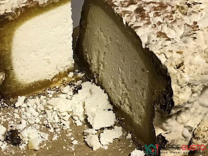 Formaggio Graukäse, formaggio grigio - Alto Adige