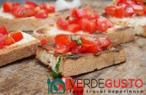 Bruschetta al pomodoro e basilico