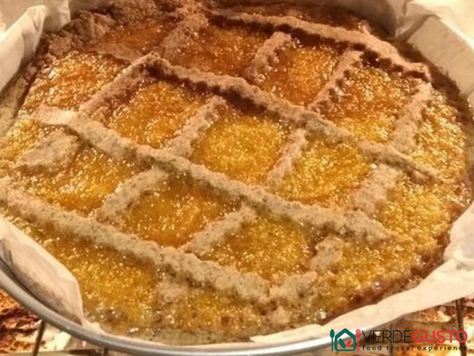 Crostata vegana con marmellata d'arancia