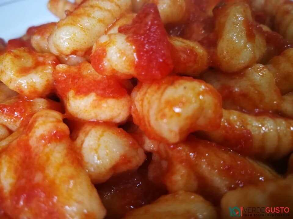 Gnocchi di patate al sugo di pomodoro -©Foto Anna Bruno/VerdeGusto