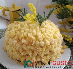 Torta mimosa con crema diplomatica