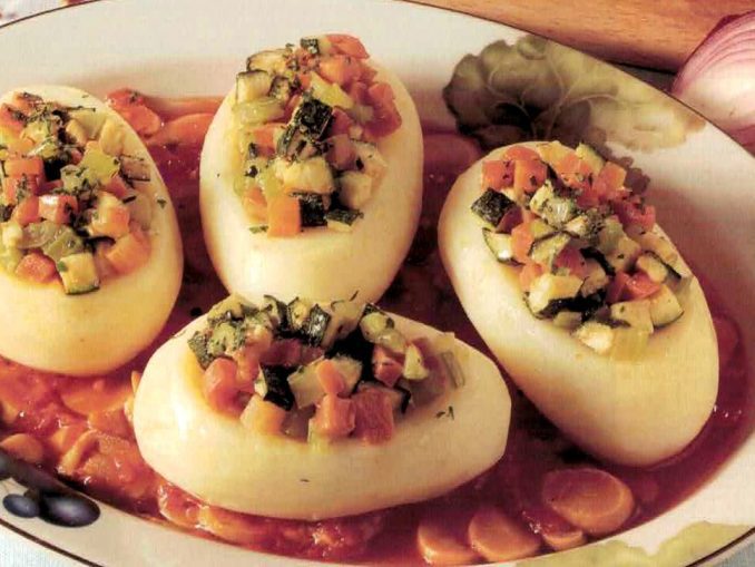 Patate ripiene di verdure alla pugliese