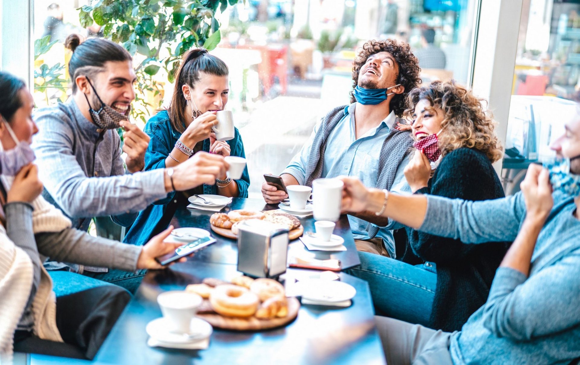 Amici al bar