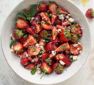 Insalata di fragole, menta e feta - Foto Jessica