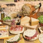 Tavola apparecchiata con piadine