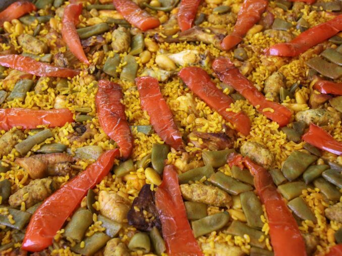 Paella Original recipe - Photo by Mari Loli