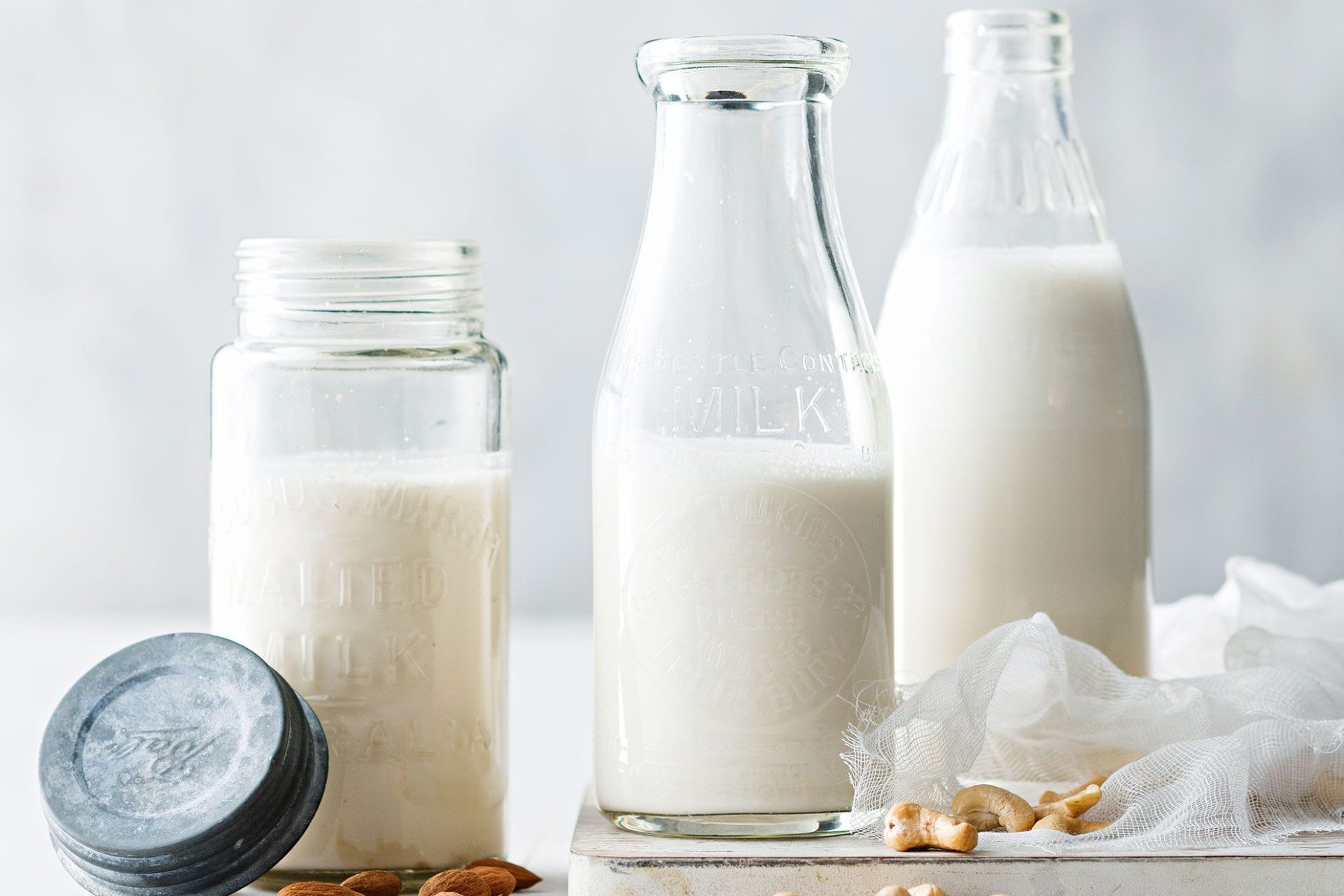 Latte di anacardi