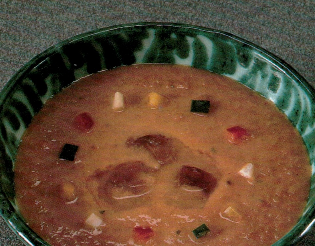 Zuppa di verdure crude