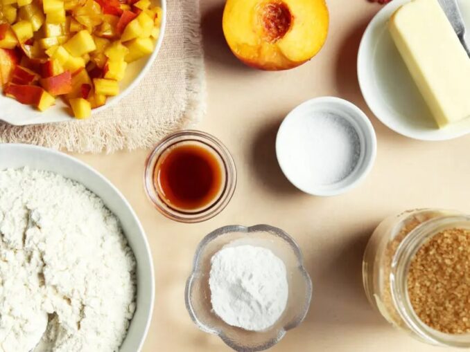 Ingredienti focaccine crema e pesche