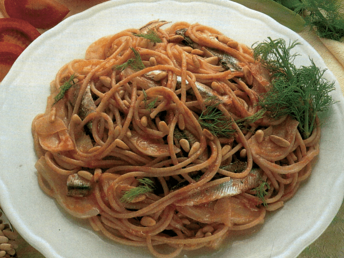 Spaghetti con alici e finocchio