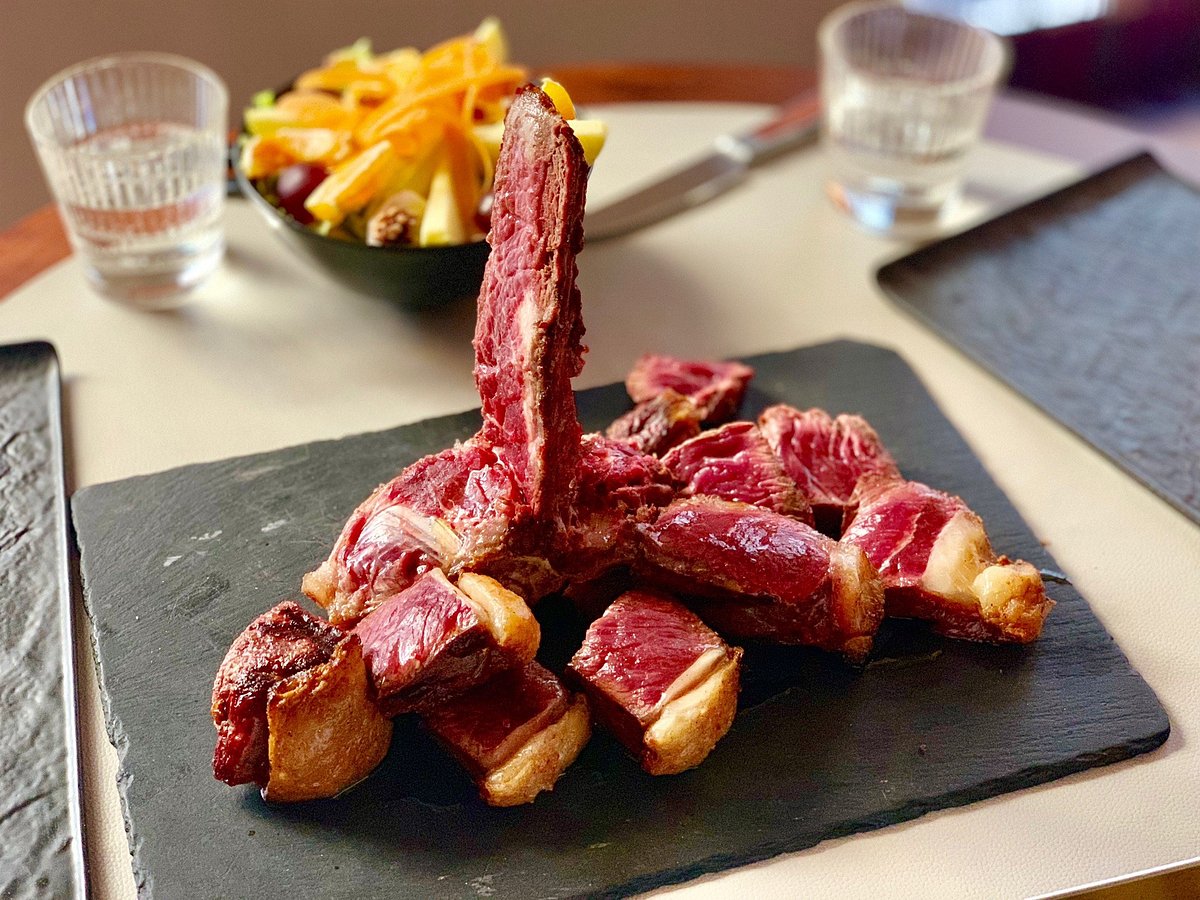 Carne di Nero 9, Milan