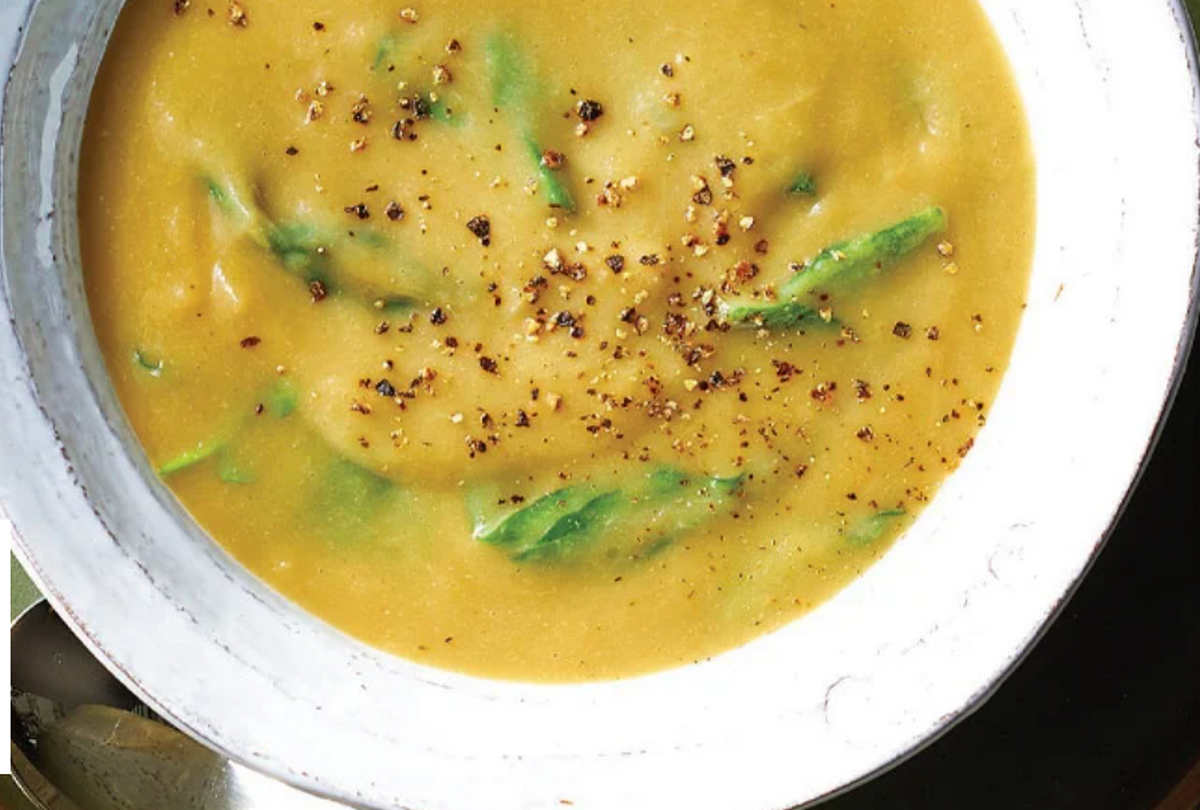 Zuppa di carciofi e spinaci