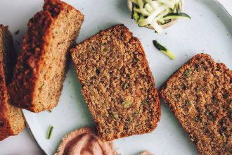 Pane con zucchine, vegano e senza glutine - Foto minimalistbaker.com