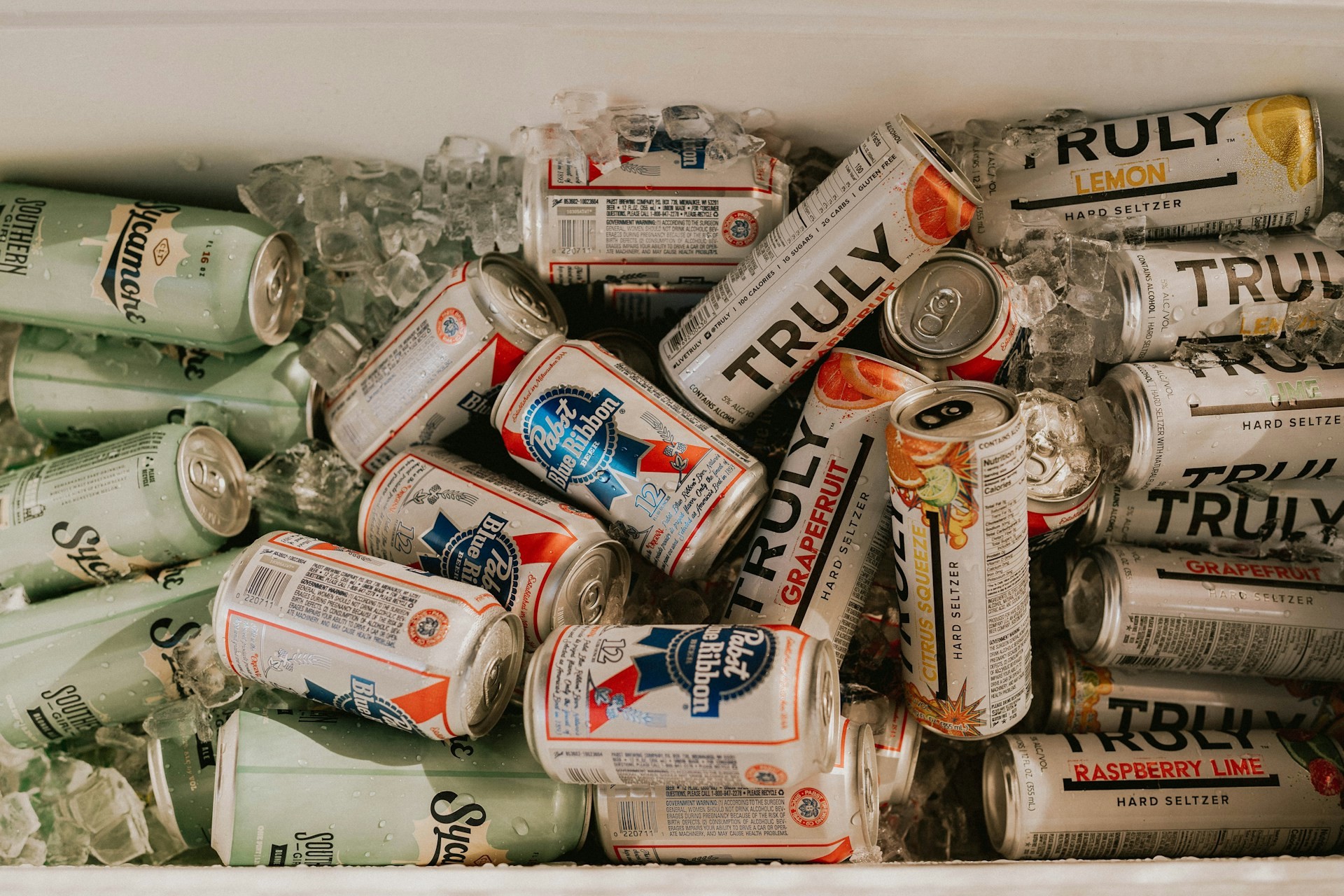 Lattine di birra - Foto di Camden & Hailey George U