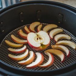 Apples to dehydrate in air fryer - VGAI Photo
