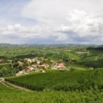 Pesaggio vinicolo delle Langhe- Foto Cadbecon Pix
