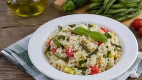 Risotto di prima estate con zucchine, fagiolini e ricotta salata - Foto vgai